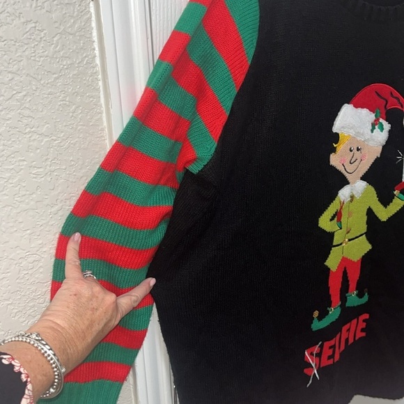 Holiday Time Selfie holiday sweater, it’s adorable! Size 2X 18-20W - Picture 4 of 13